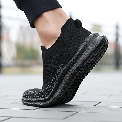 Breathable Men Casual Shoes Lightweight Outdoor Walking Sneakers Slip On Flats Vulcanized Shoes