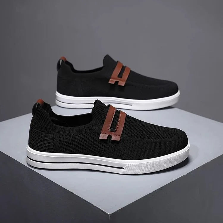 Men Mesh Breathable Walking Shoes Lightweight Outdoor Soft Sole Sneakers