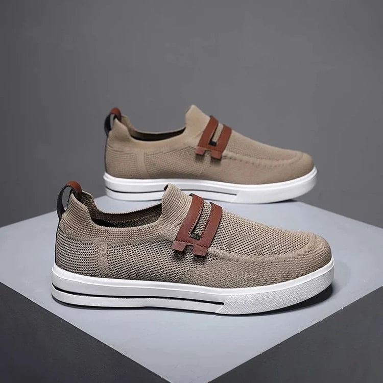 Men Mesh Breathable Walking Shoes Lightweight Outdoor Soft Sole Sneakers